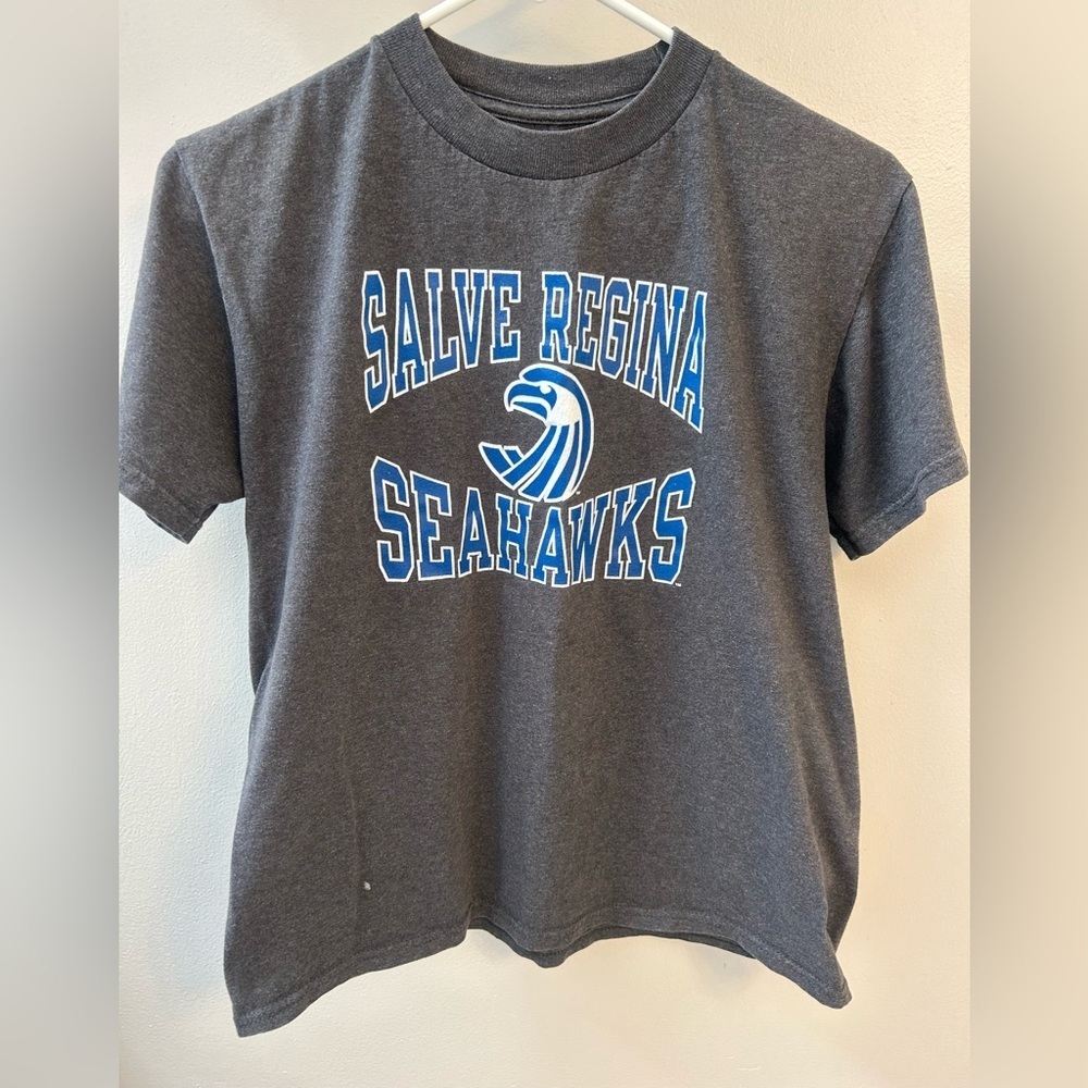 Youth large 10/12 unisex Salve  Regina Seahawks university dark grey teeshirt